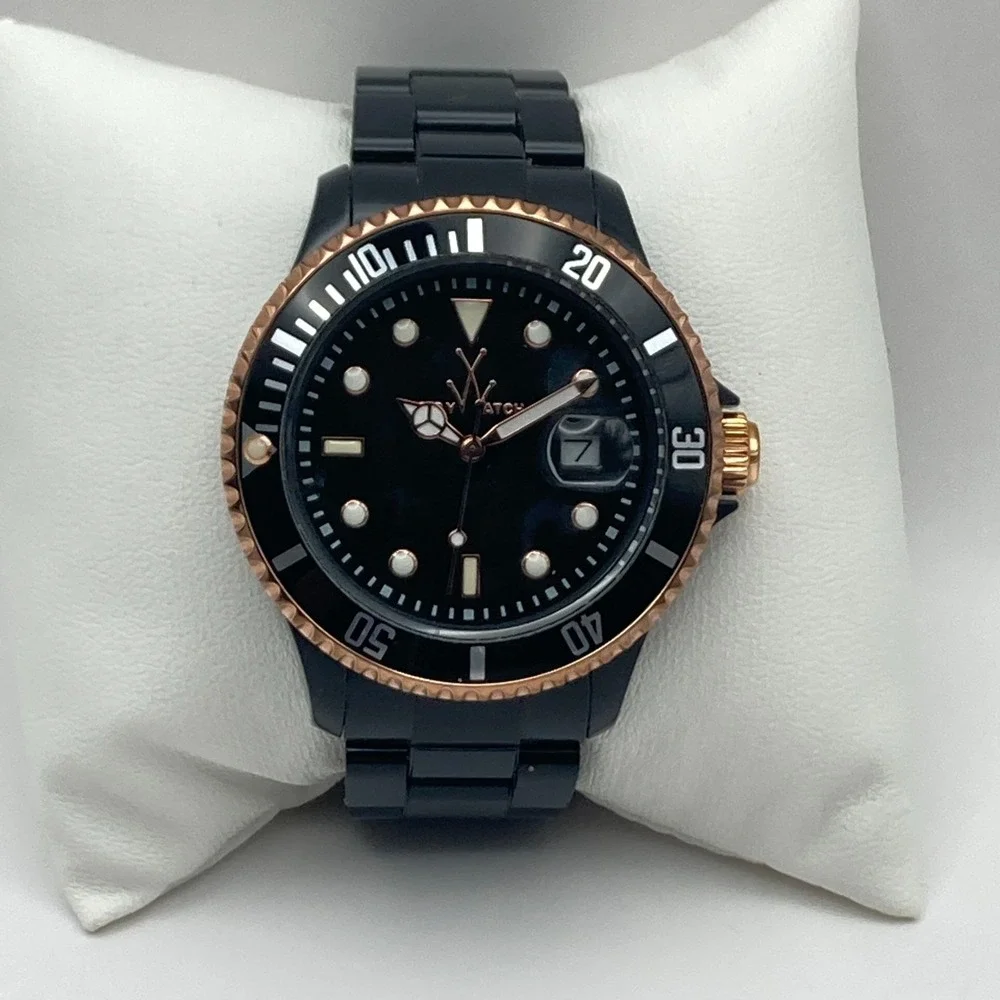 ToyWatch Women's Watch Black 41mm Diver Plasteramic 50M New Battery SMALL 5.75